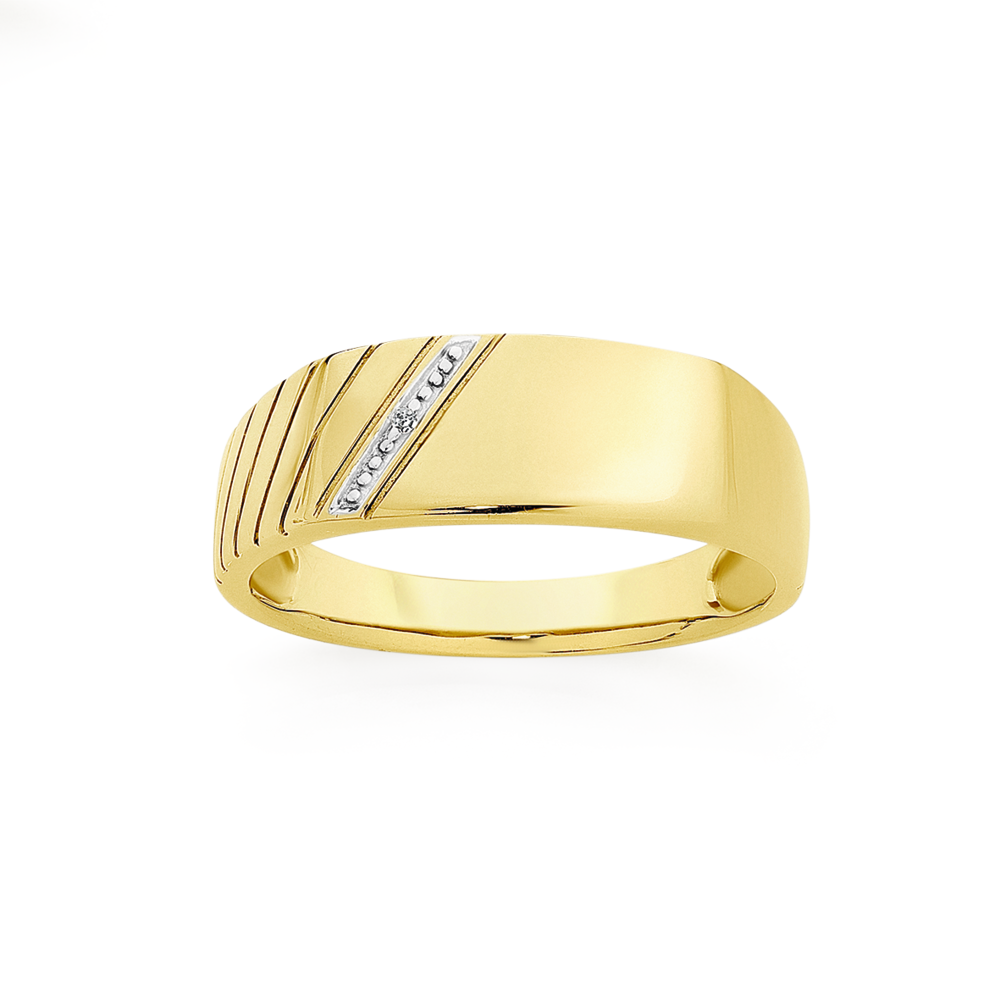 Diamond rings, solitaires, dress rings, eternity and anniversary rings