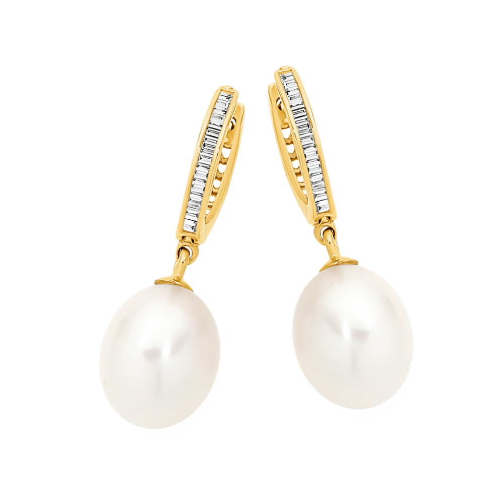 Earrings, Freshwater Pearl & Diamond Drop, 18K Yellow Gold -