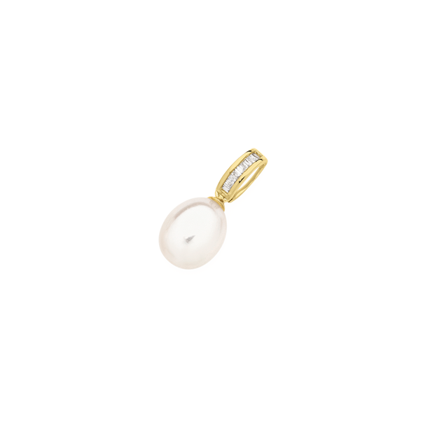 9ct Gold Pearl & Diamond Pendant