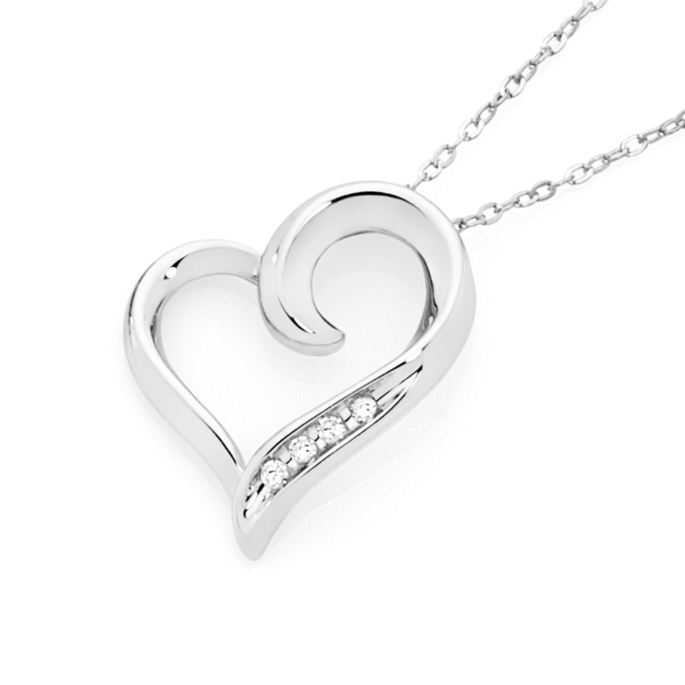 Gold Beloved Heart Diamond Pendant – GIVA Jewellery