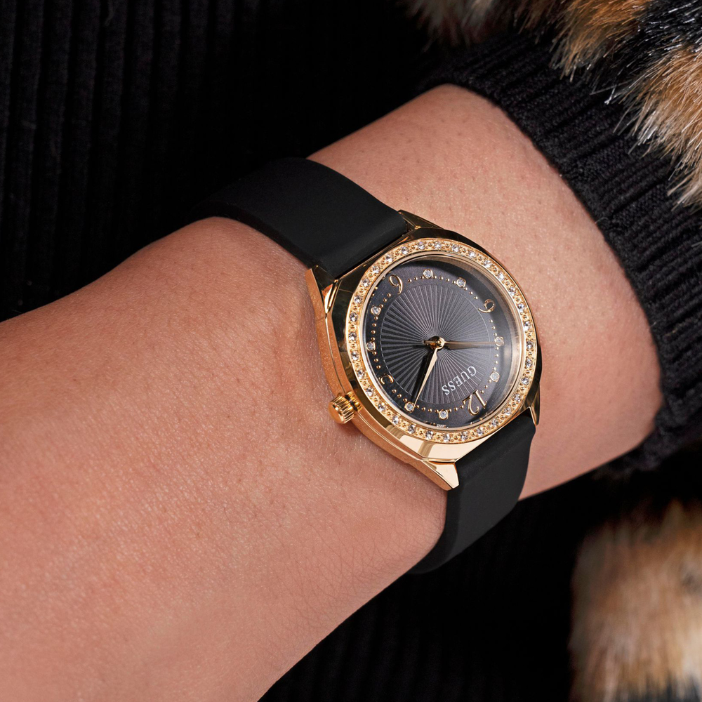 Guess wrist watches for ladies deals